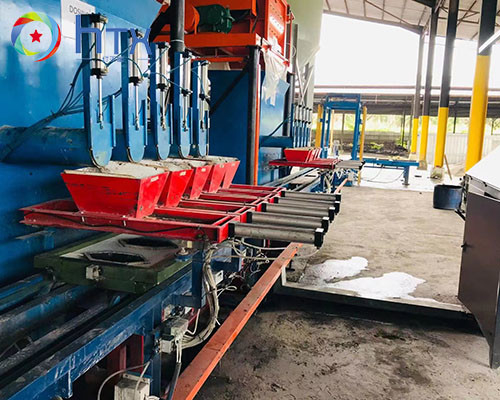Machine automatique de fabrication de pierre artificielle avec une production efficace
