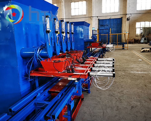 Machinerie automatique de coulée à l'humidité alimentée par moteur et système de commande PLC