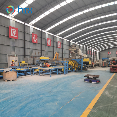 Ligne de production de panneaux de clôture automatique pour la coulée de blocs de maintien en béton